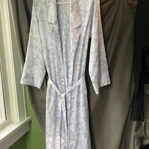 SENSATIONS 2 PIECE Night gown with robe MEDIUM